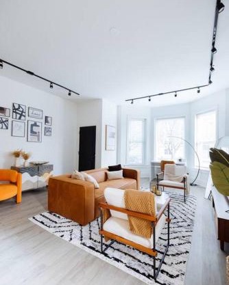 The Brown House - A luxurious UChicago Campus stay
