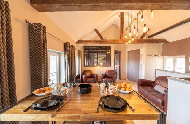 The Bucailleries on the 2nd floor 2 bedrooms 2 bathrooms