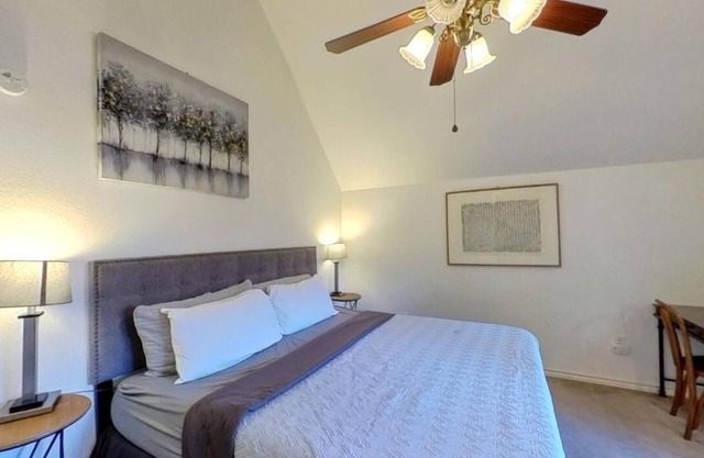 The Buttercup Cottage