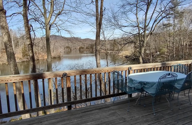 The Cabin at the Lake