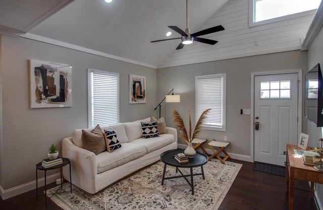 The Carlinville Cottage