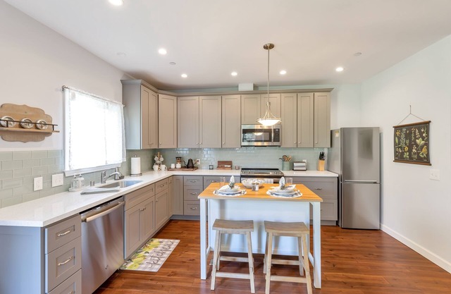 The Carriage House - Alhambra Valley Retreat
