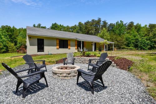 The Carriage House at King's Crossing