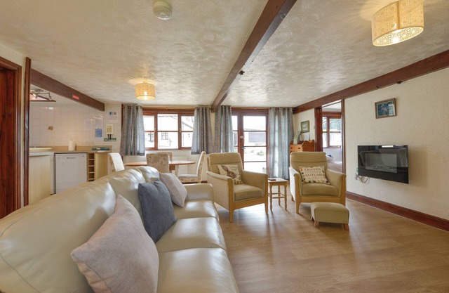 THE CART LINHAY, pet friendly, with pool in Bideford