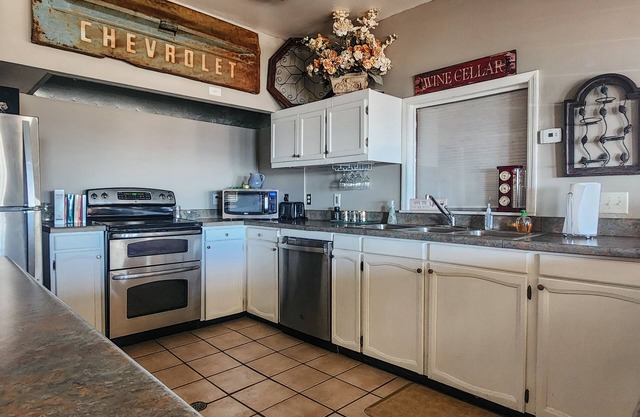 The Cellars at Broken Arrow FarmsnCozy 2-bedroom condo in marvelous Scottsboro