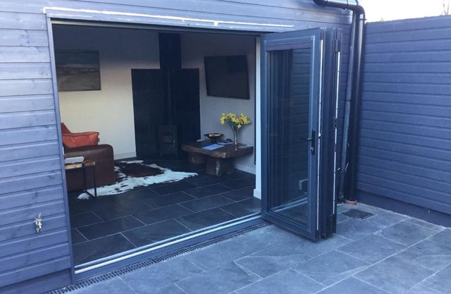 The Coach House - Pontcanna