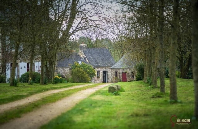 The Coachman’s House in Pleyber-Christ