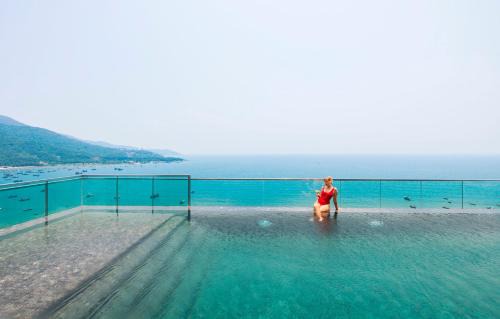 The Code Hotel & Spa Da Nang - Complimentary Daily Afternoon Tea in Sky Bar