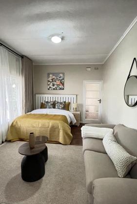 The Comfy Private Place - 2296