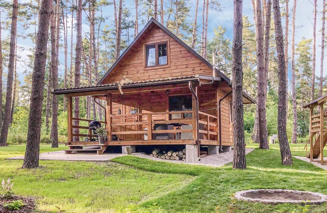 The cozy wooden cottage is located in the village Ru.