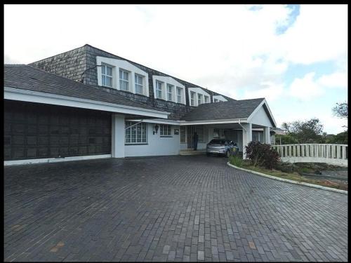 The Dallas House