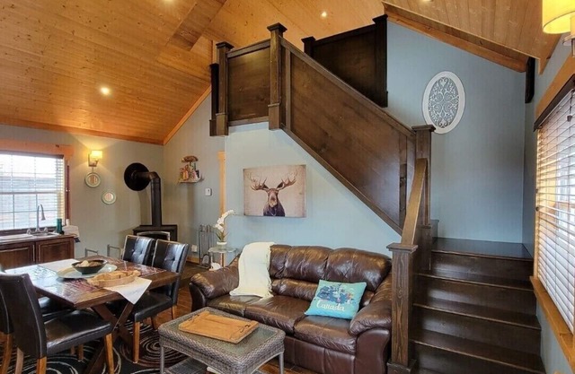 The Deer Lake Loft. Fantastic family vacation in Deer Lake
