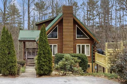 The Dream Road Escape Cabin and Hot Tub