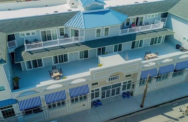 The Dunes Come for a Night Stay for a Week