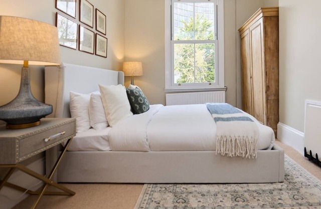 The Earl's Court Hideout - Lovely 4bdr House With Garden