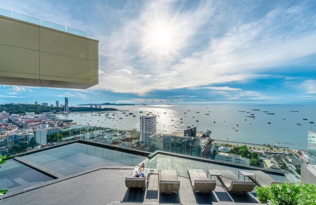 The EDGE x MonthStayZ Thailand