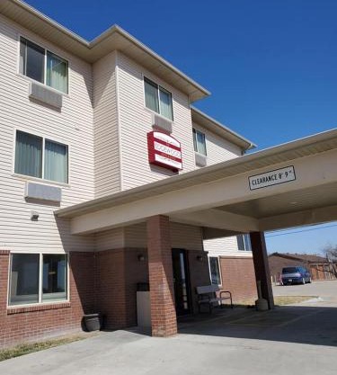 The Edgewood Hotel and Suites