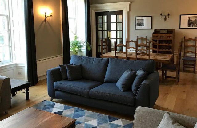 The EDLETS Collection - Frederick Street Apartment