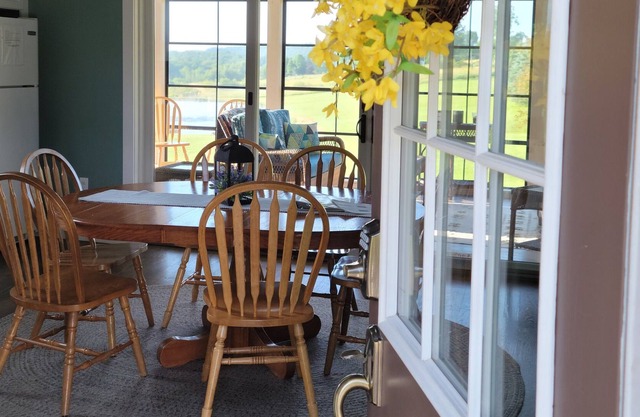 The Farmhouse at Boyds Mills - Four season retreat
