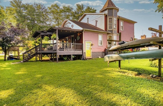 The Farrow House- Canoe, Bike, Hike, Historic, Hocking Valley Railroad,