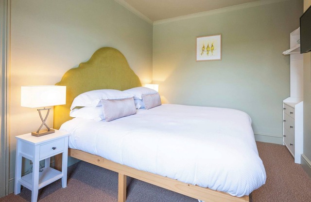 The Flower Pot Hotel - Room 5 - Super King