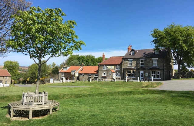 The Fox and Hounds