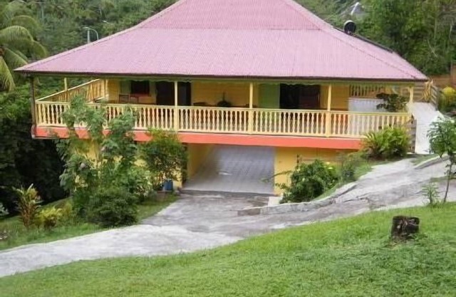 The Garden Cottage, a traditional island home in the heart of Martinique