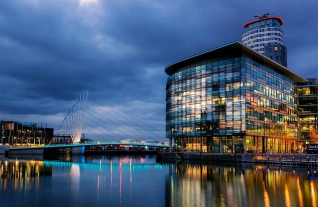 The Gathering Sale Manchester - Sleeps Up To 22