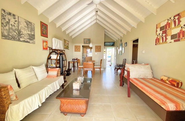 The Gem is located a few minutes walk to the gorgeous Bottom Bay Beach