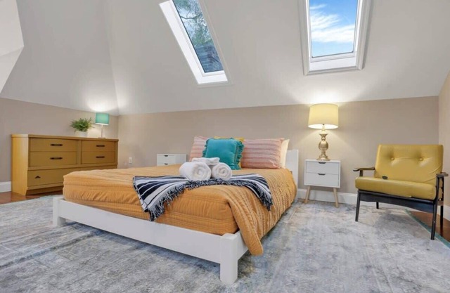 The Goodale Overlook - 2 Bed 3 Bath