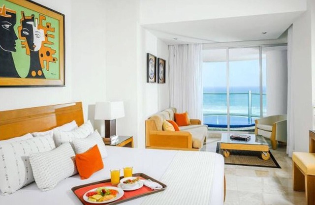 The Grand Mayan One Bedroom Suite