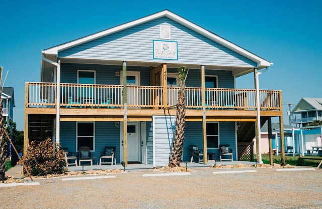 The Hideaway B- Beach - Dog Friendly - Playground - Bikes - Fenced in Yard