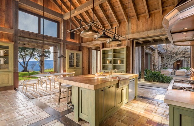 The Howard Backen Estate on Pritchard Hill