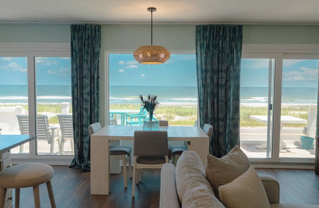 The Jersey Girl, 2/2 with stunning ocean views!