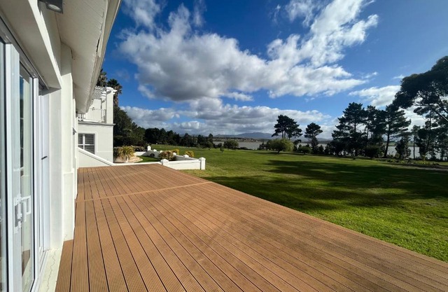 The Lake House - Theewaterskloof Golf Estate