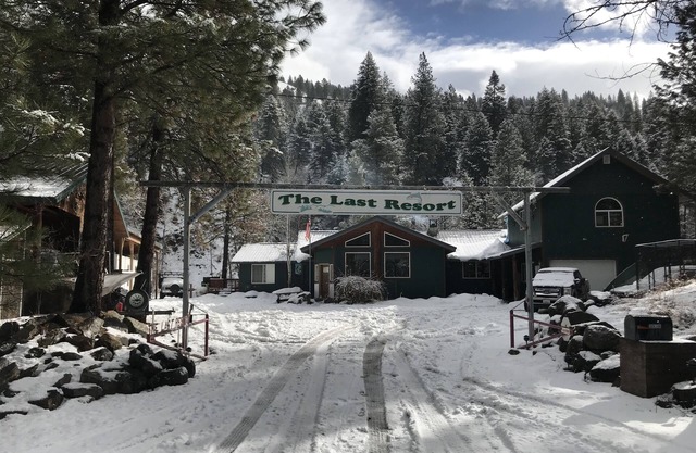 The Last Resort - Lodge in Central Idaho wilderness