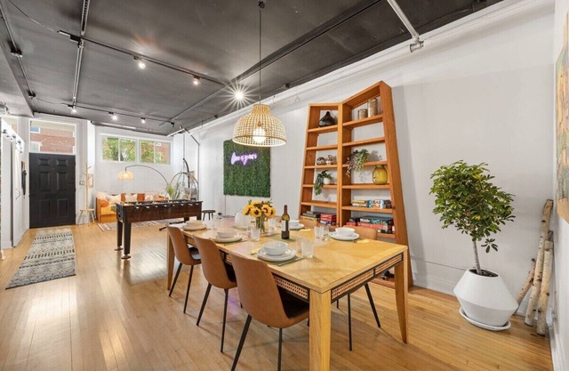 The Lincoln Square Hideaway