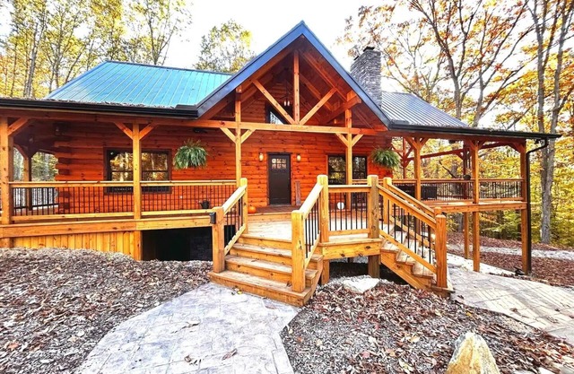 The Lodges at Moonlit cabins- Both Lodges