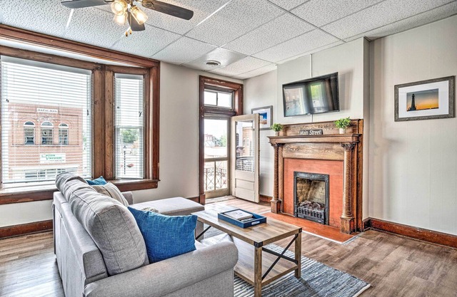 The Loft at Grand Lake - In the Heart of Downtown Celina, Steps from the Lake