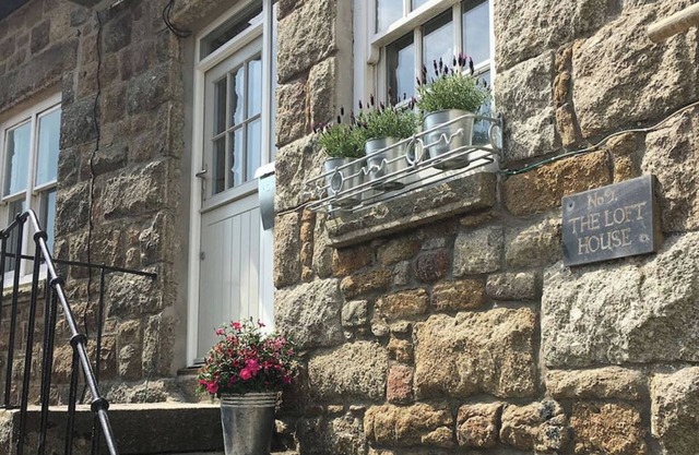 The Loft House - a beautiful 3 storey cottage