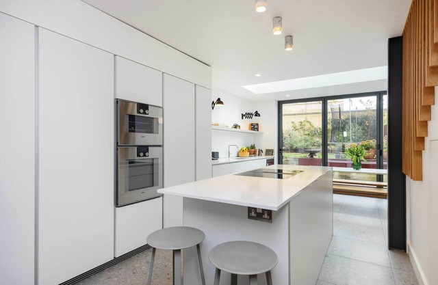 The London Fields Family Retreat, by Veeve