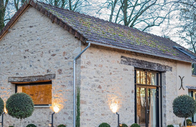 The Louis Aragon Cottage, Exceptional Elegance