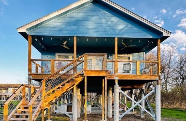 The Lux Blanco River Retreat