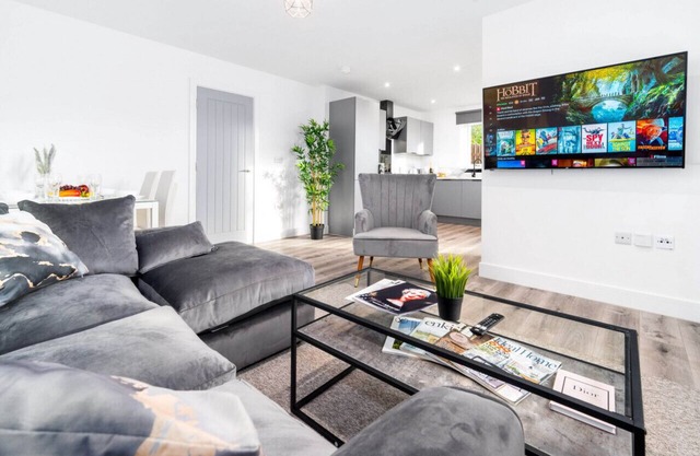The Marsons Collection - 2 Bedroom - Parking - Balcony