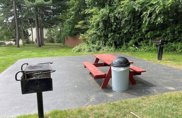 The Mohican Resort Motel Groups House