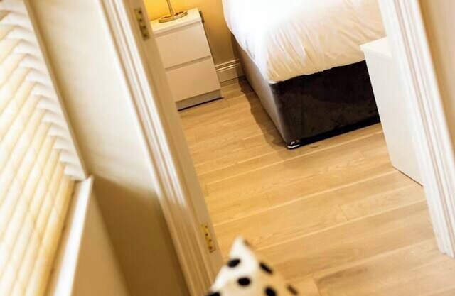 The Monet- Chic 1 Bed Apt (Gold Short Term Stays)