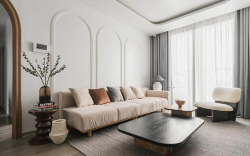 The Moonstone Haven Hanoi-Elegant Stay with Rooftop Pool & Elevator-Near Old Quarter