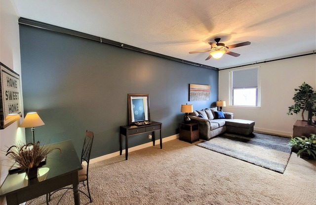 The Oxford 1BR apartment in historic downtown
