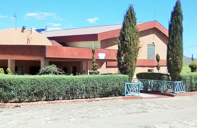 The Palace Hotel Is 25 Km from Maseru and 15 Km from Teya-Teyaneg.