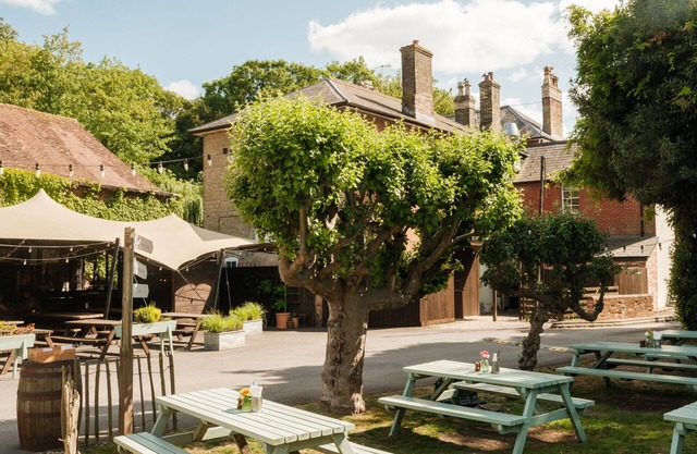 The Pembroke Arms